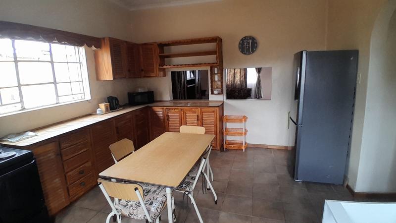 To Let 5 Bedroom Property for Rent in Grahamstown Eastern Cape